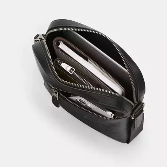 COACH BLACK HOUSTON FLIGHT BAG - Picture 3 of 12